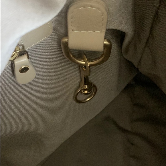 Le Tanneur Beige Woven Leather Tote - Picture 10 of 13